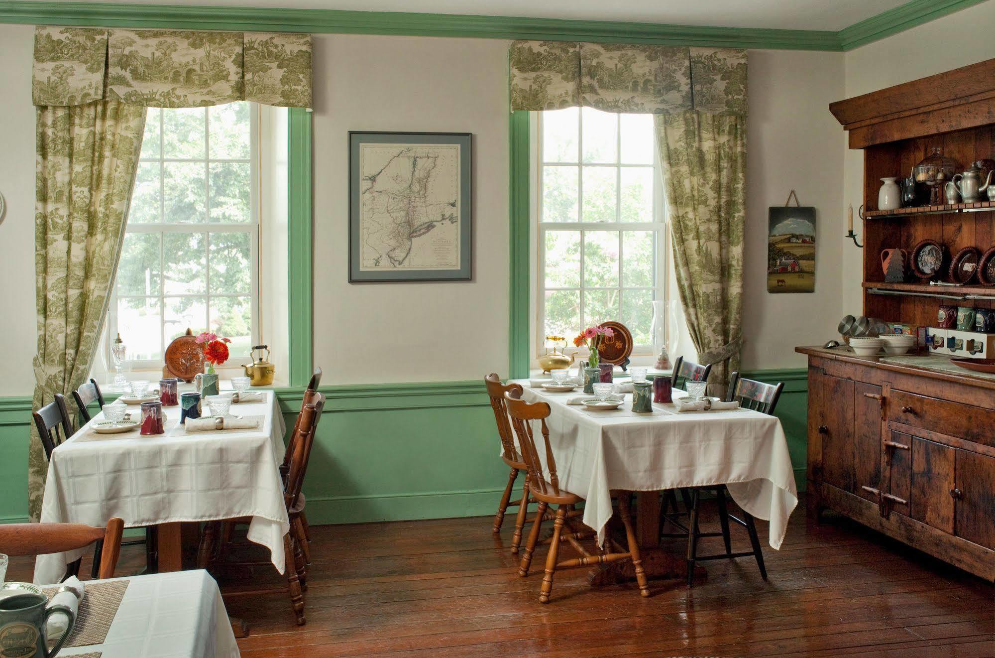 Historic Smithton Inn Ephrata Exteriör bild